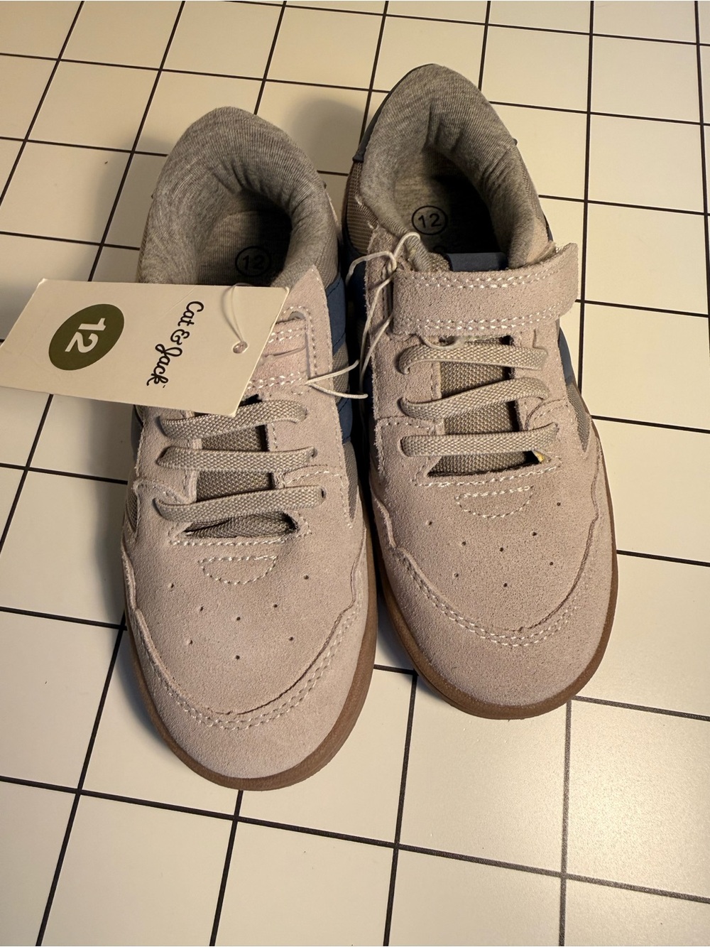 Cat & Jack Kids' Light Gray Suede Sneakers in Gum Sole